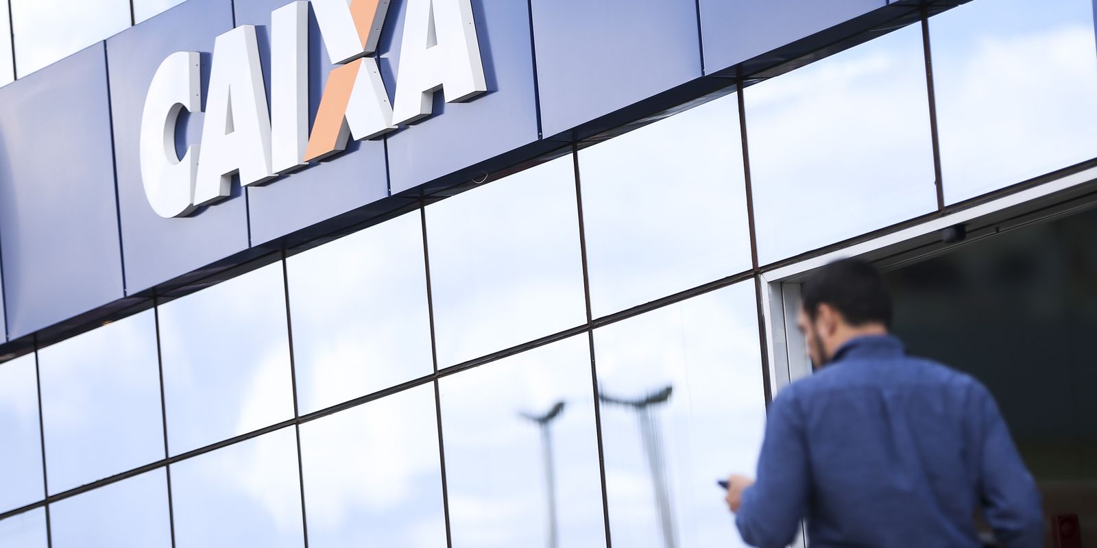 pf-combate-quadrilha-especializada-em-fraudes-bancarias-contra-a-caixa