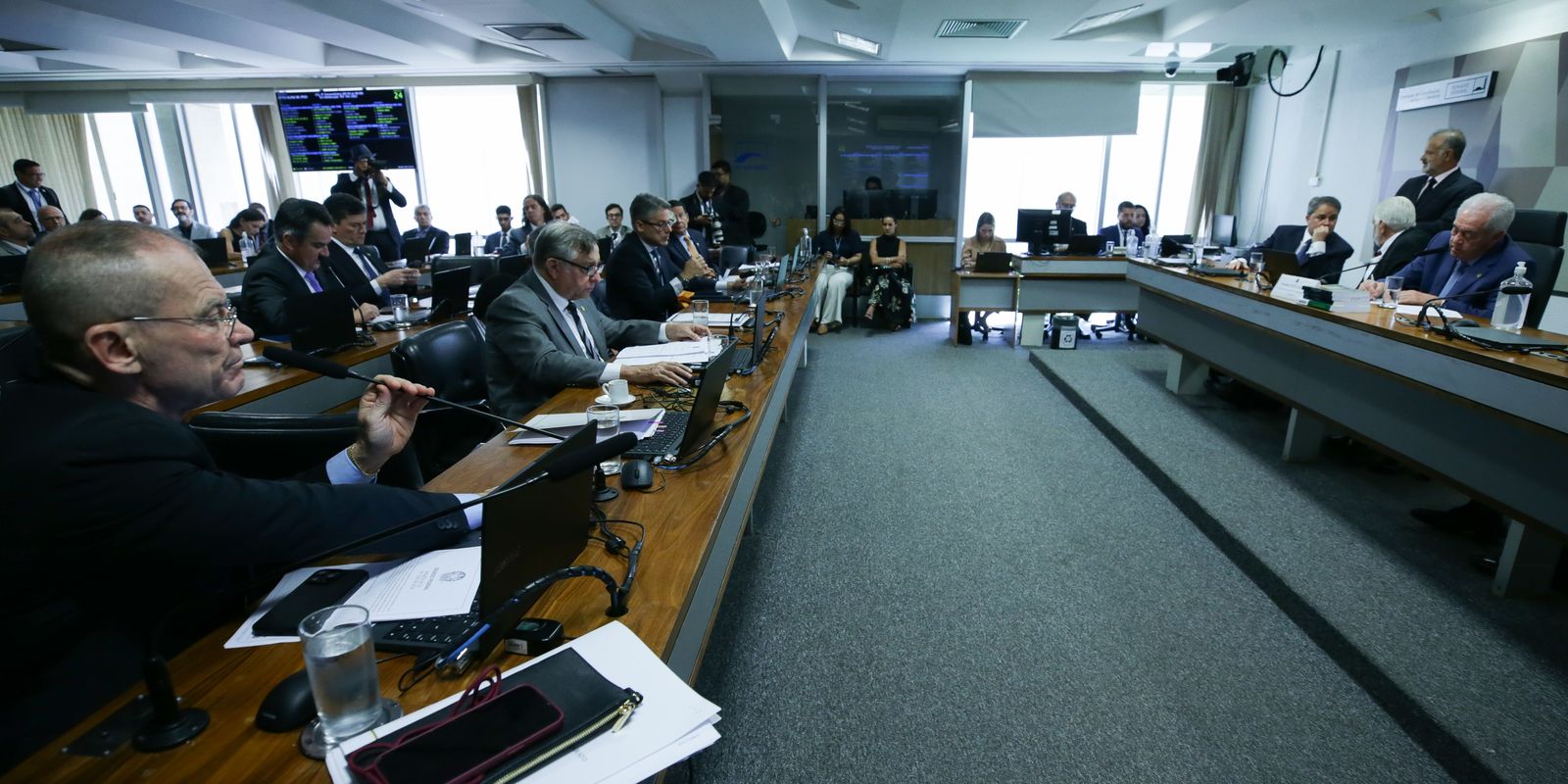 ccj-do-senado-suspende-demarcacao-de-terras-indigenas-em-sc