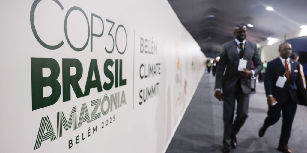 cop30:-autoridades-internacionais-e-pesquisa-do-ibge-marcam-3o-dia