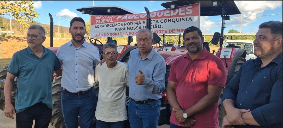 Tratores e implementos agrícolas são destinados às comunidades de Havana e Gameleira, em Espinosa