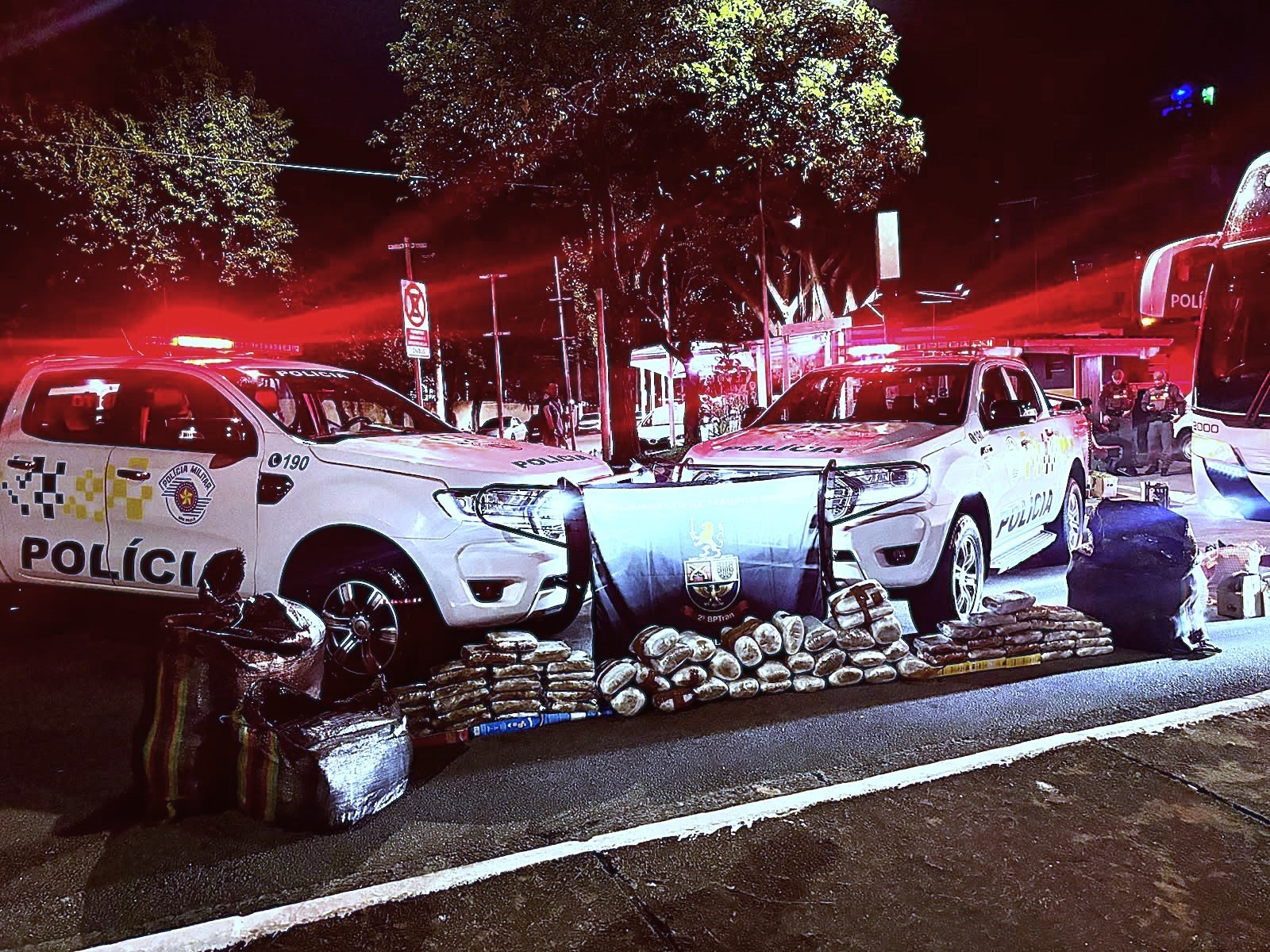 TRÁFICO DE DROGAS NA MARGINAL TIETÊ
