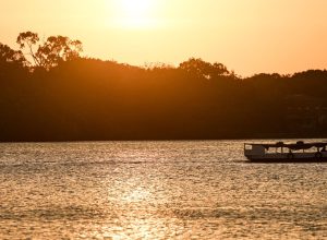 ilha-de-mosqueiro,-ha-70-km-de-belem,-ira-receber-hospedes-na-cop30